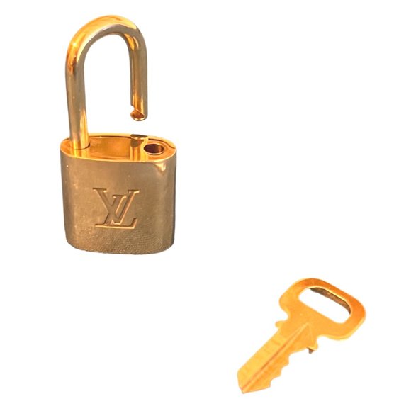 Small Brass Louis Vuitton Lock and Key Set. - Picture 3 of 10